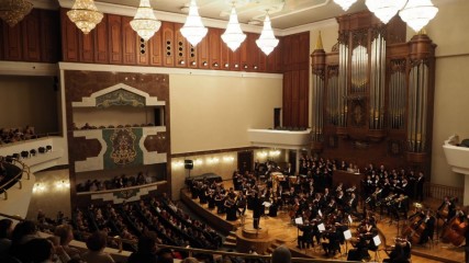 I Международный органный фестиваль ГСО РТ под управлением Александра Сладковского в Казани.
International Organ Festival of TNSO under the direction of Alexander Sladkovsky in Kazan.
Казанда Александр Сладковский җитәкчелегендәге ТР Дәүләт симфоник