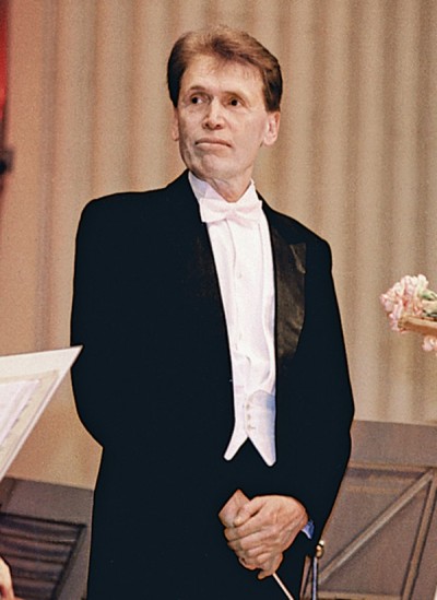 Эдуард Серов