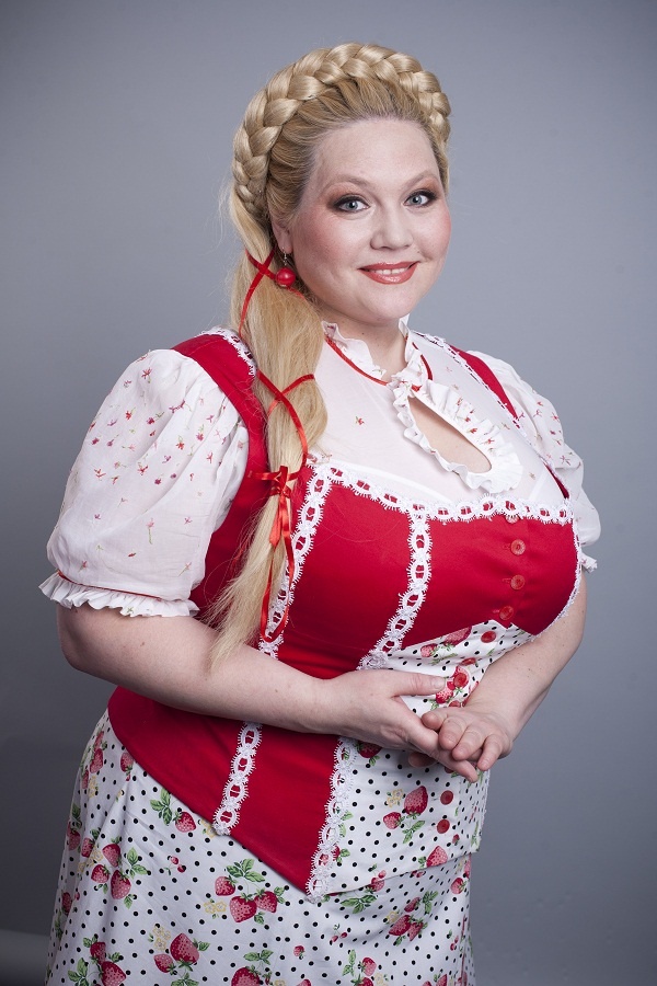 Анастасия	
