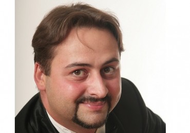 Денис Макаров